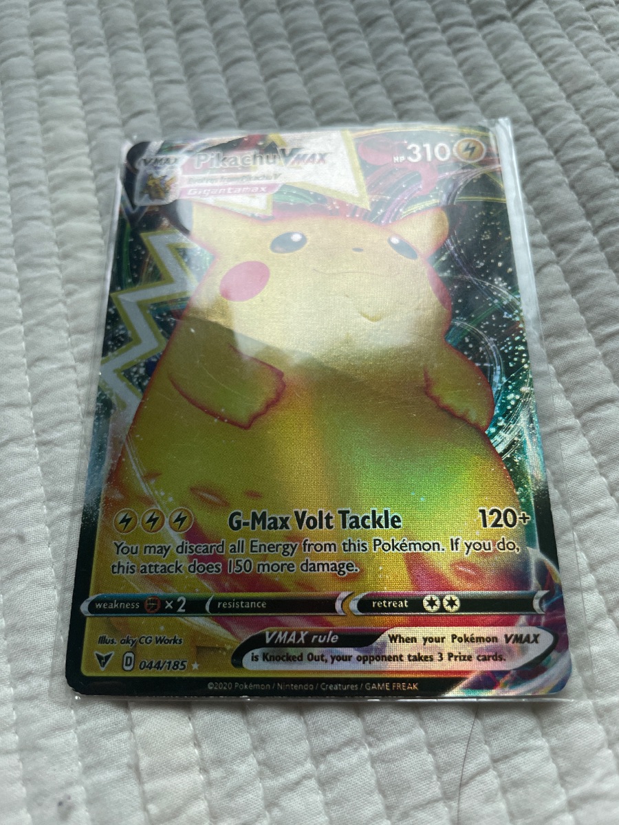 Pikachu VMAX
